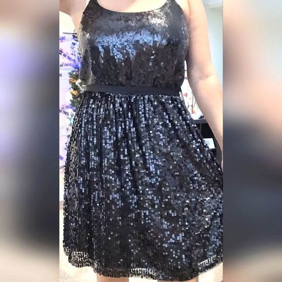 NWT sequin dress - Picture 2 of 5